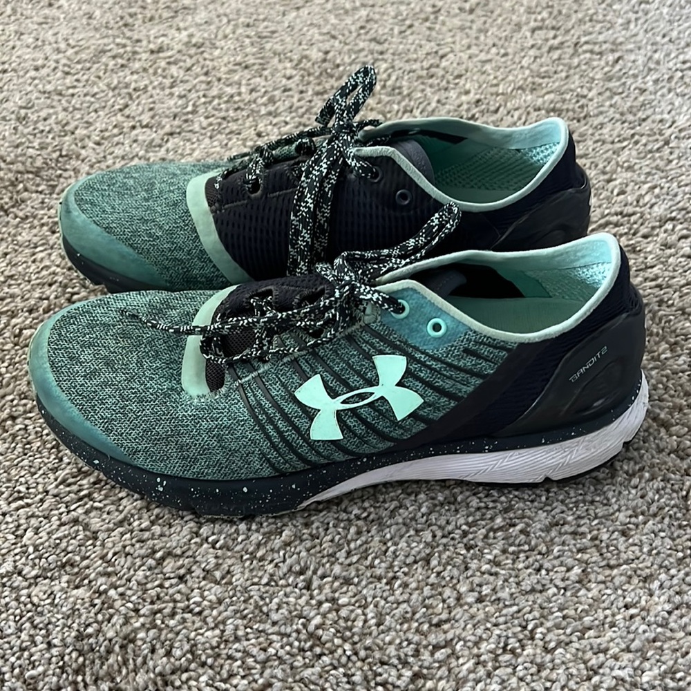 Women’s UA Shoes
